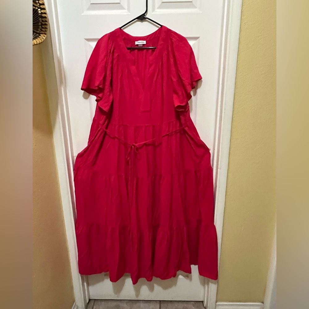 Bright Pink Tiered Midi Dress with Tie Waist
Size 20W